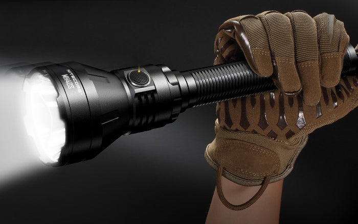 1500m long range + wireless control, Nitecore MH40S rechargeable flashlight debut
