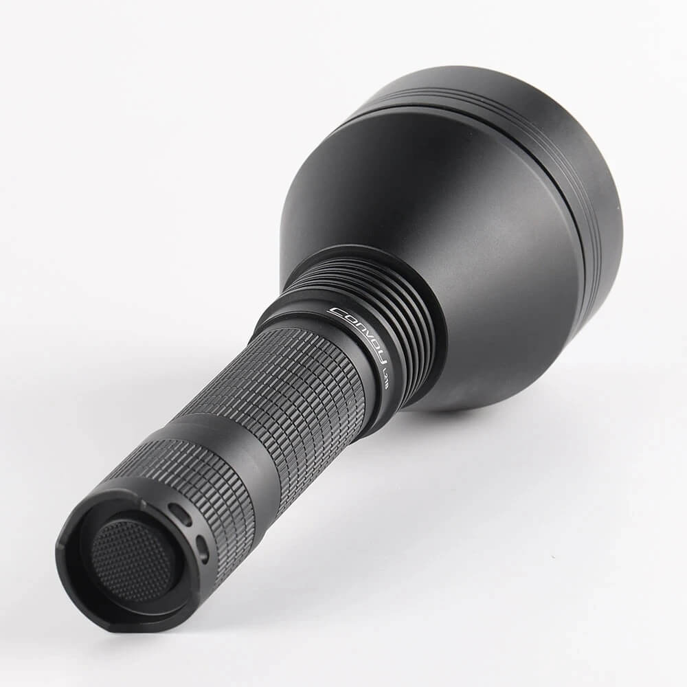 Convoy L21B XHP70.3 HI Taschenlampe mit großer Reichweite