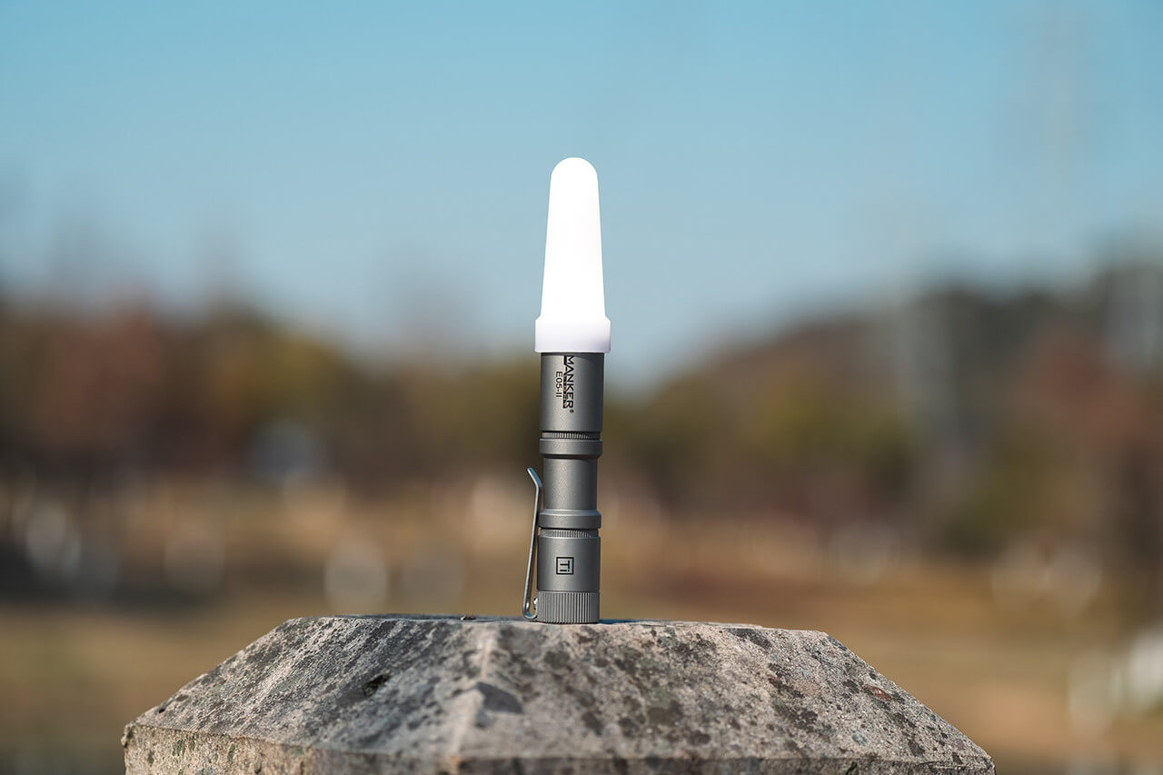 Manker E05II Ti 14500/AA EDC-Taschenlampe