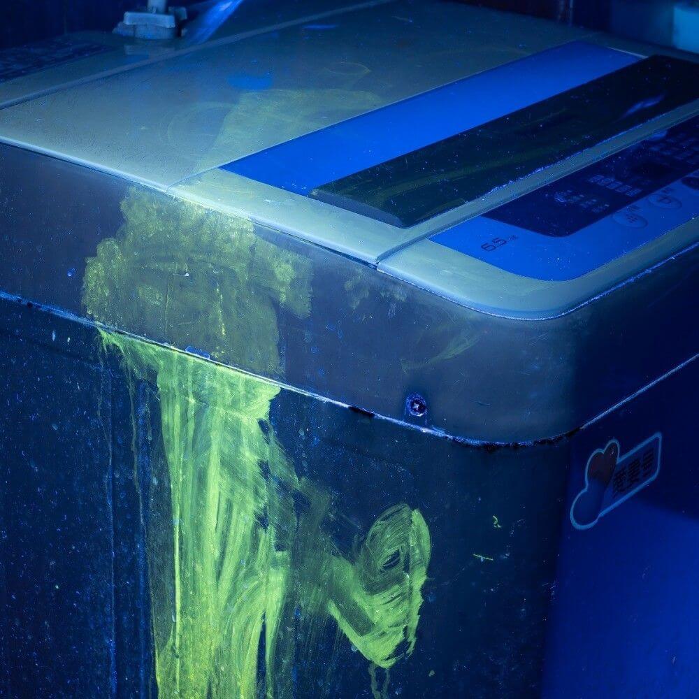 Weltool M4-365 UV-Taschenlampe „Blue-Faced Beast“