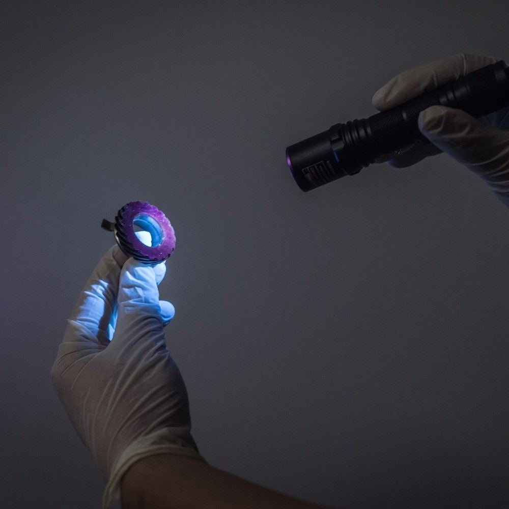 Weltool M2-BF "Purple Beard" UV 365 nm Professionelle Schwarzlicht-LED-Taschenlampe