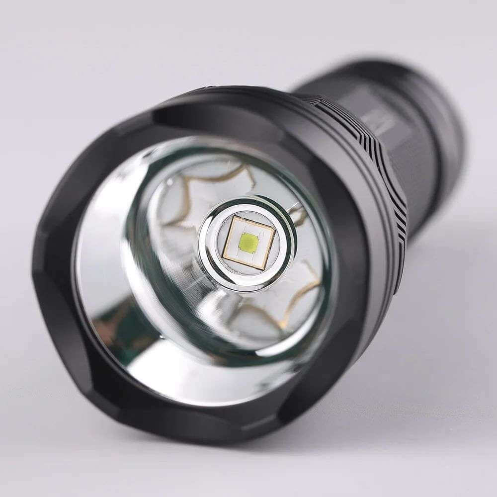 Convoy M1 SFT40 / SST40 / XHP50.3 HI / XHP70.3 HI 18650 flashlight