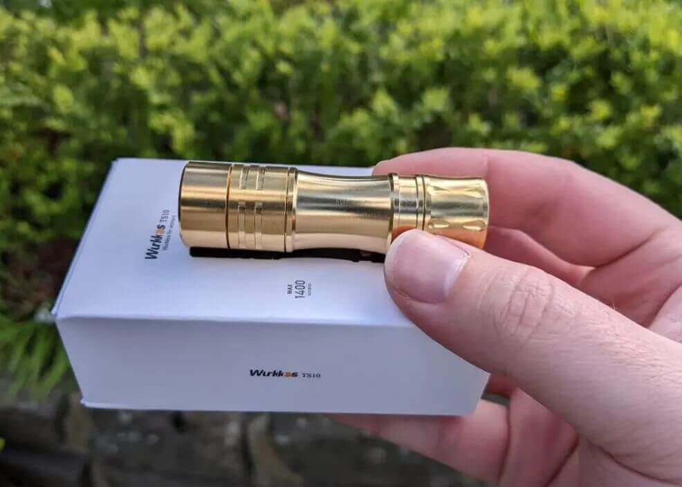 Wurkkos TS10 Messing EDC-Taschenlampe