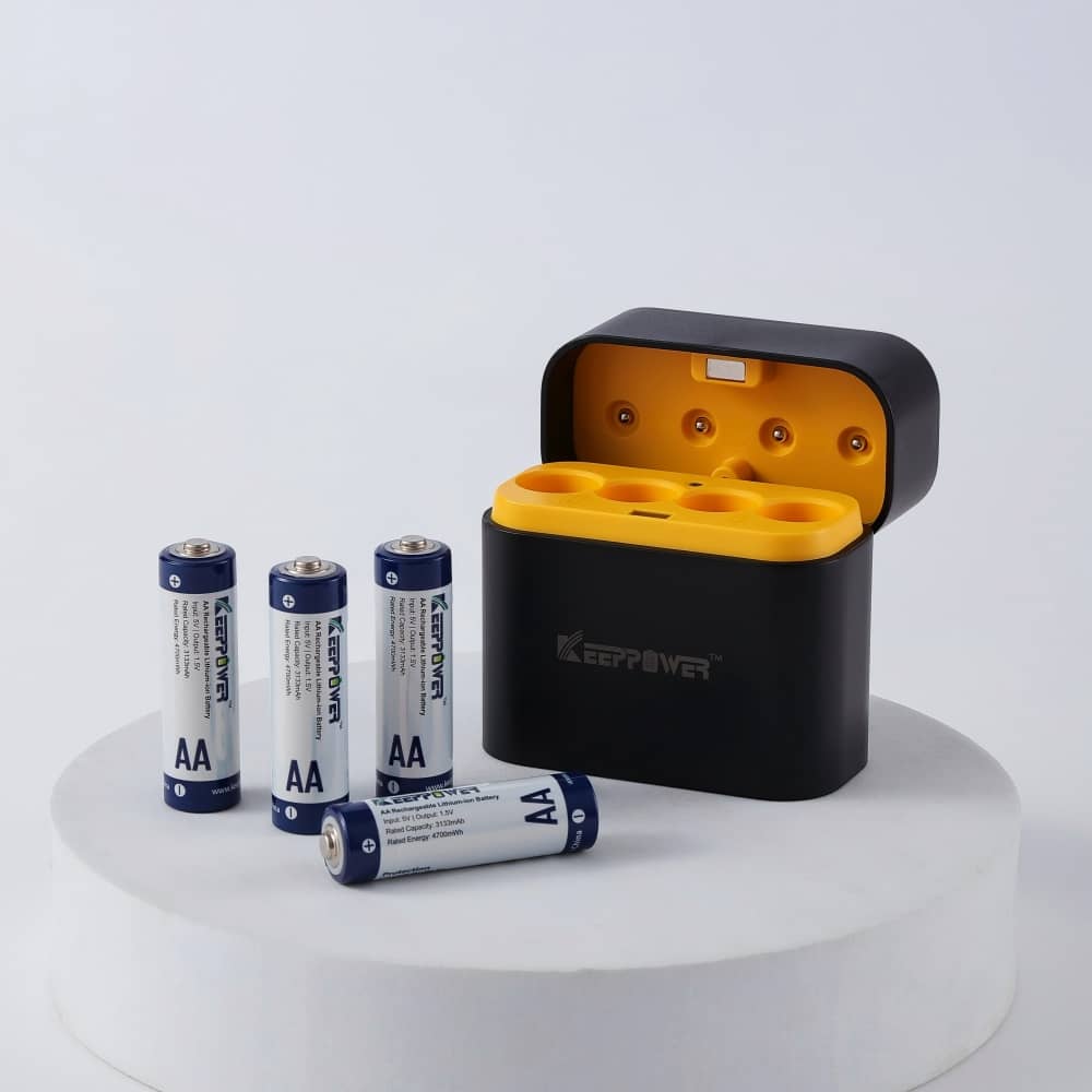 Keeppower i4 1.5V AA USB C Rechargeable Li-ion Battery Charger Set