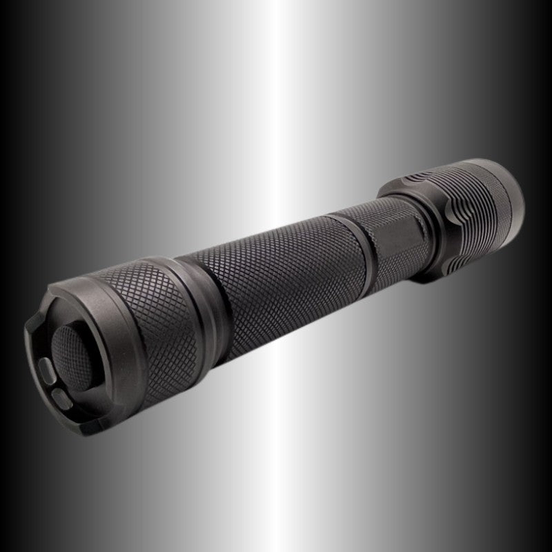 Manta Ray C8.2 SFT70 26650 Flashlight