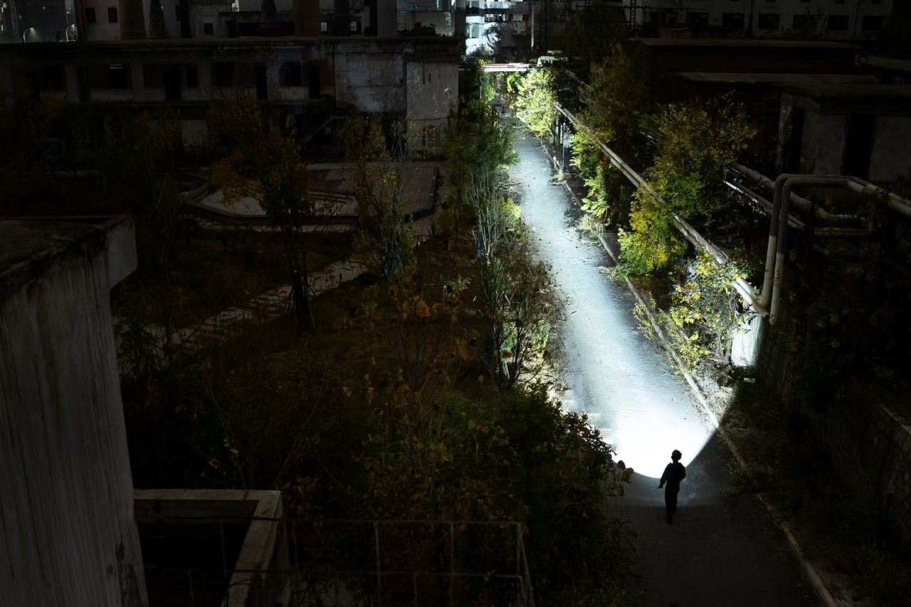 Weltool T12Plus "Nine Dragons" 3TAC taktische Taschenlampe