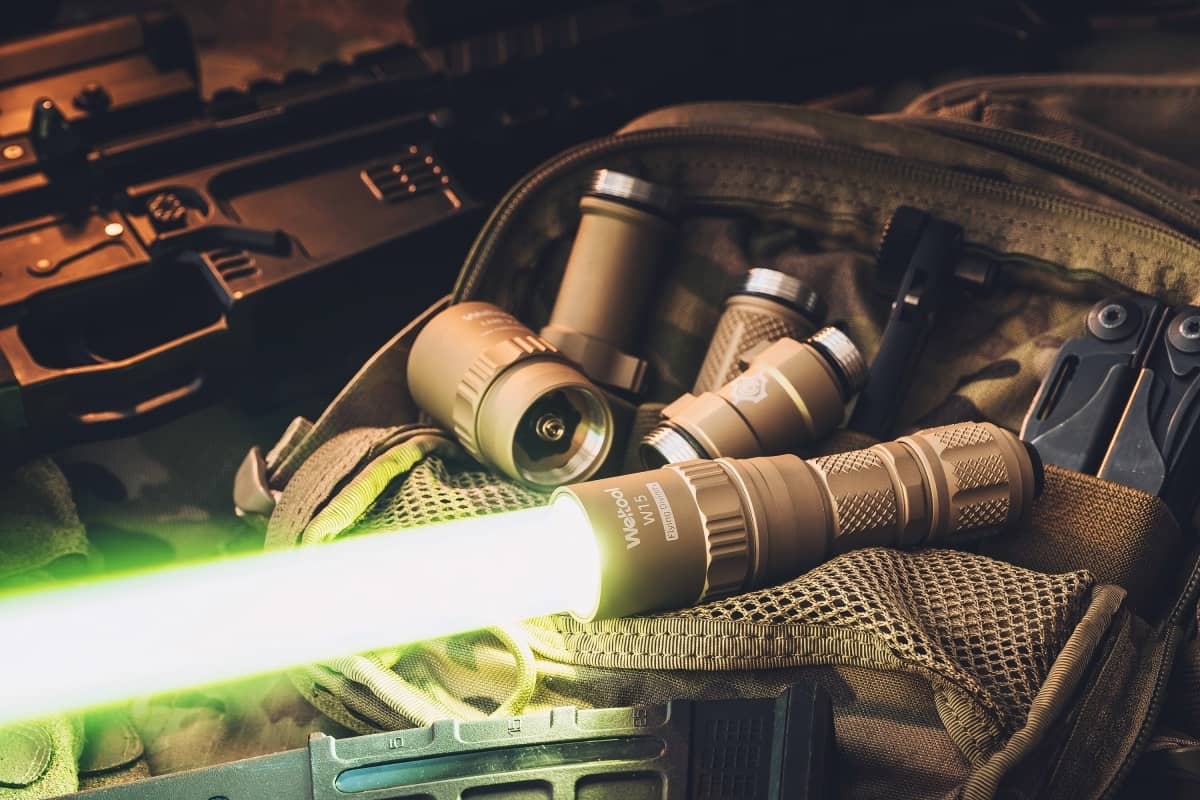 Weltool W15 “Flying Divinity” LEP Tactical Flashlight