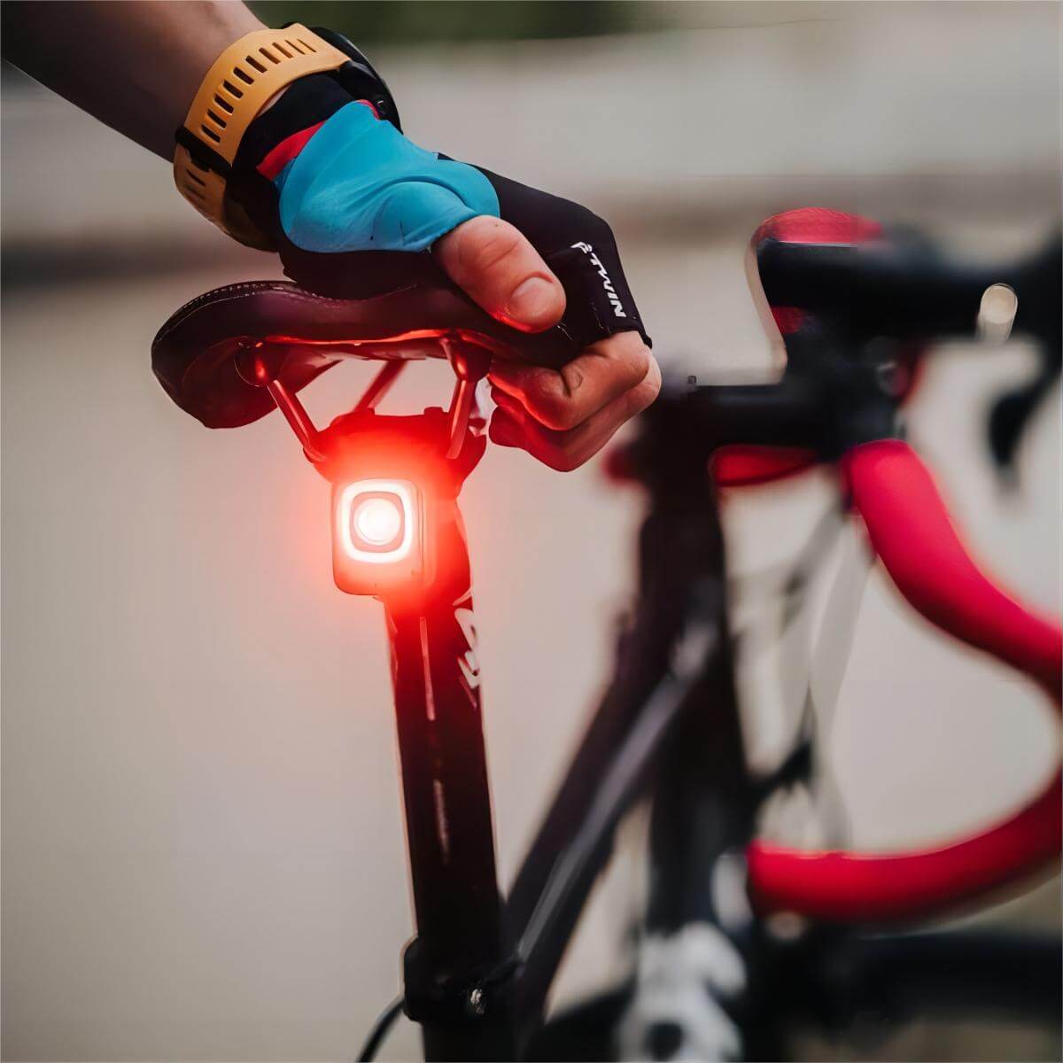 Magicshine SEEMEE200 V2.0 Best Bike Tail Light