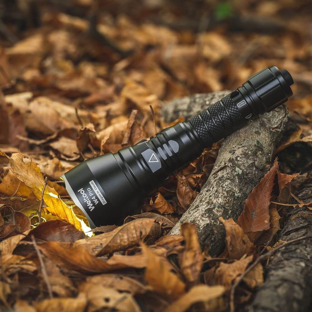 Weltool W4Pro TAC LEP flashlight