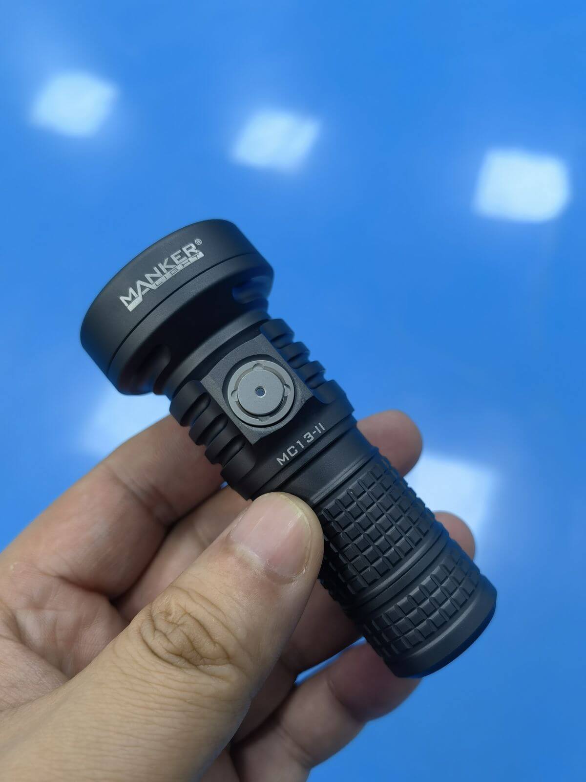 Mankerlight MC13 II 2000 Lumen SFT40 LED-Taschenlampe