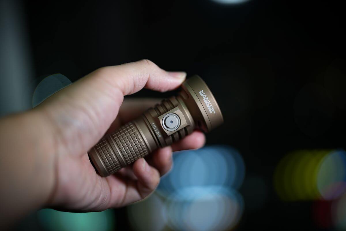 Mankerlight MC13 II 2000 Lumen SFT40 LED-Taschenlampe