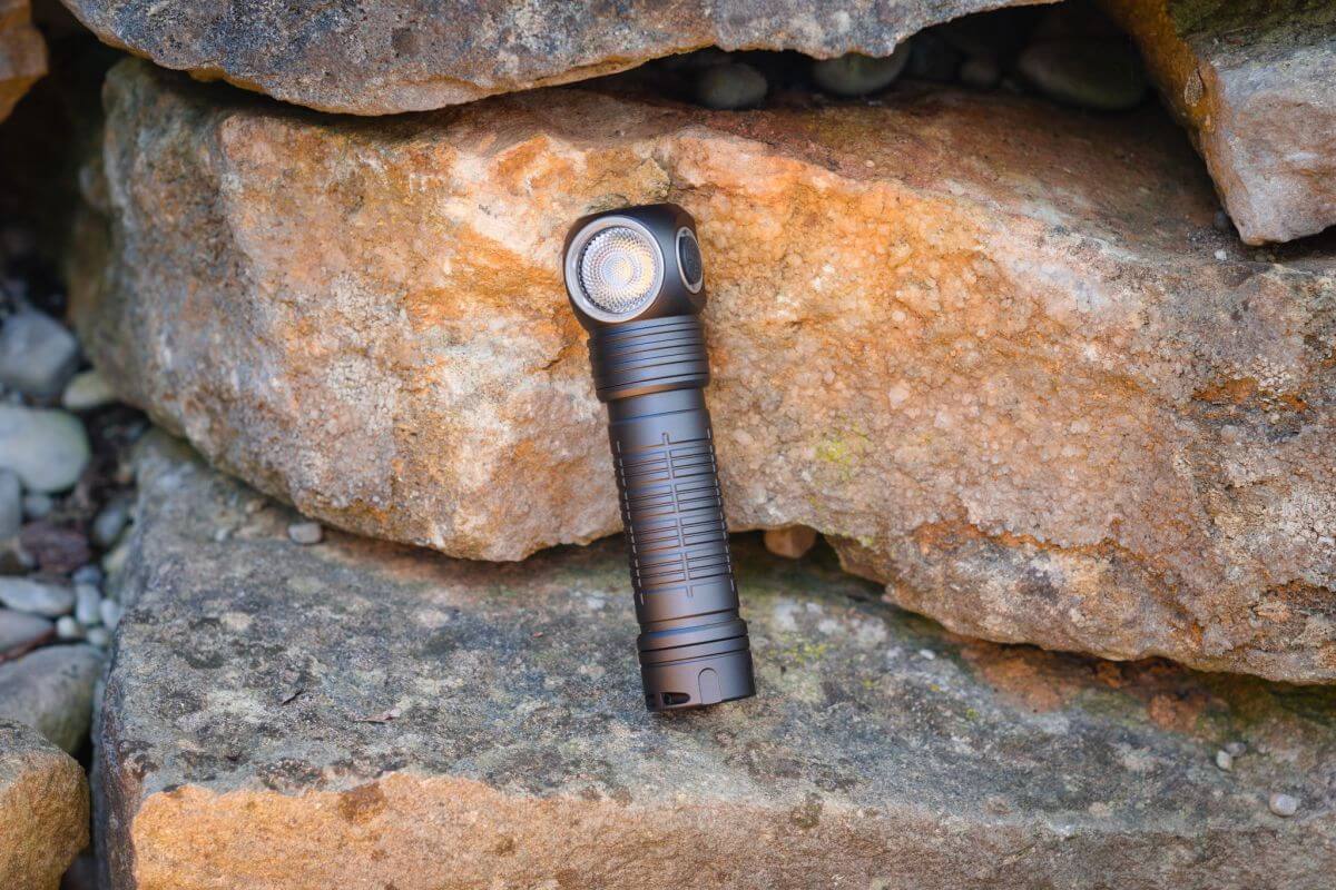 SKilhunt H300/H300R 2500 Lumens USB Rechargeable L-shpe Headlamp