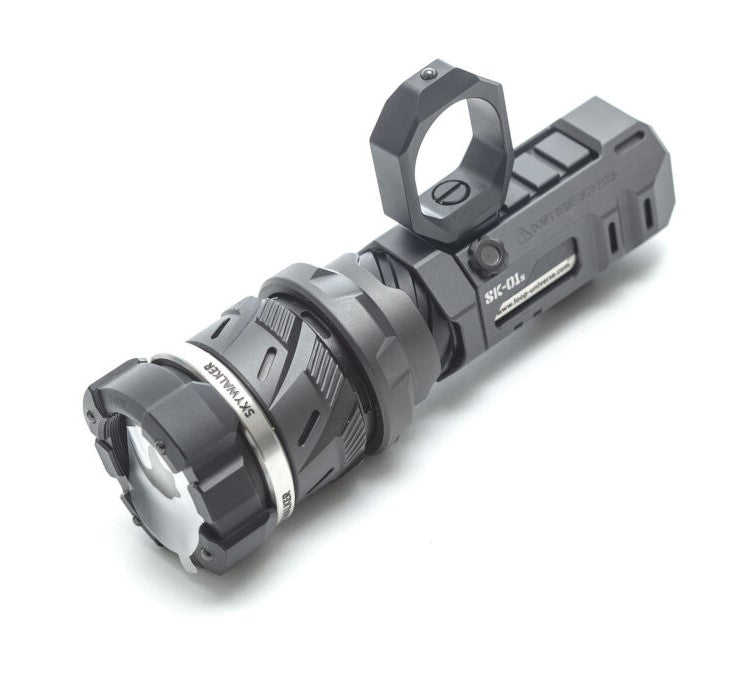 LOOP SK01s Zoomable Adjustable LEP Flashlight