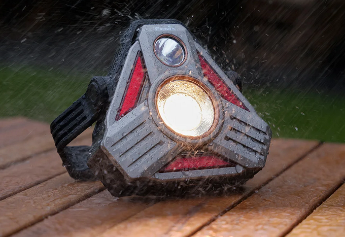 New Fenix CP50R Multifunction 5500 Lumens 450 metres range Lantern