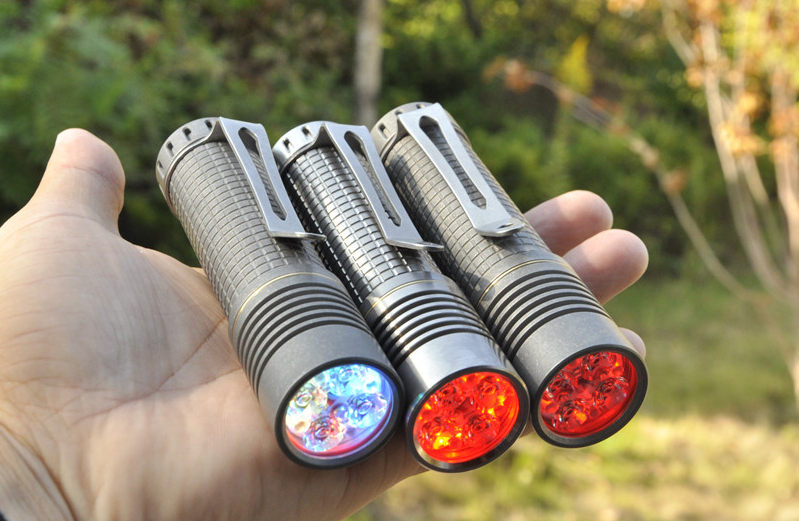 Maeerxu XT4 Titanium 4000 lumens High Performance Flashlight