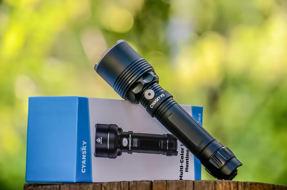 The long range tactical hunting Cyansky flashlights – flashlightgo