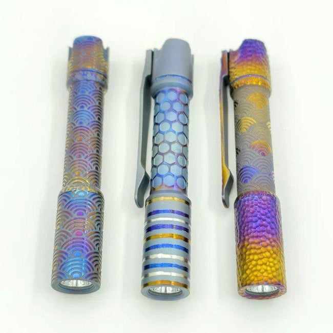 Reylight Pineapple mini Ti MK II- hand carved