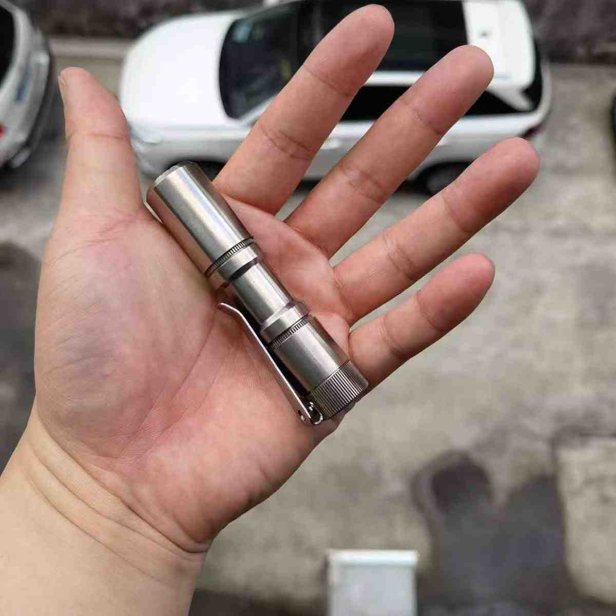 Manker E05II Ti 14500/AA EDC Flashlight – flashlightgo
