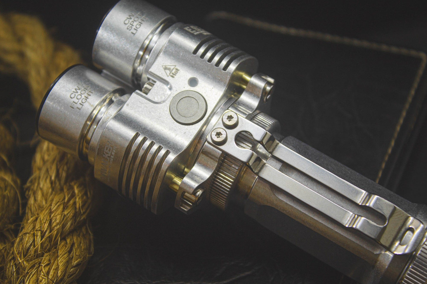 Niwalker ES3 Pro 2.0 Mehrzweck-Taschenlampe