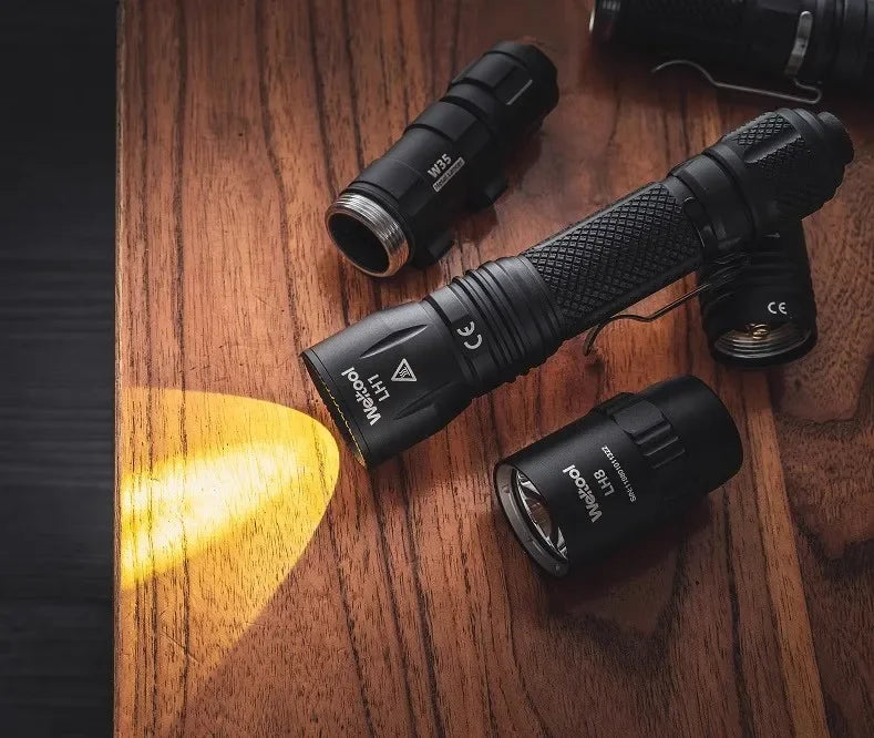 Weltool T14A single-chamber Tactical Flashlight