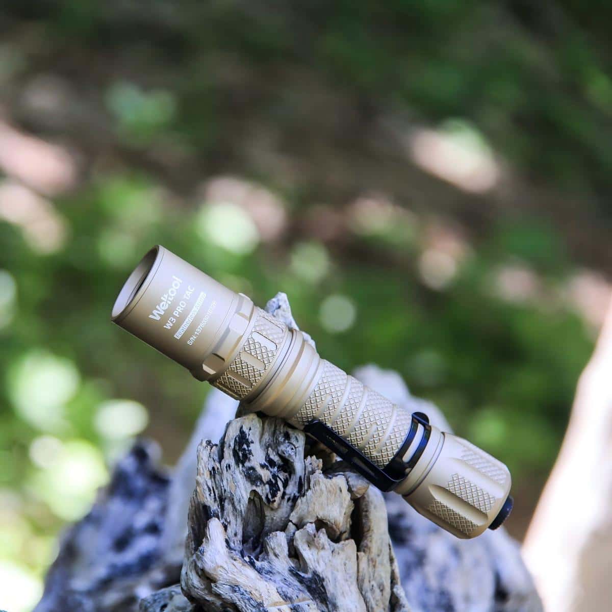 Weltool W3Pro TAC 930 Lumens LEP tactical flashlight