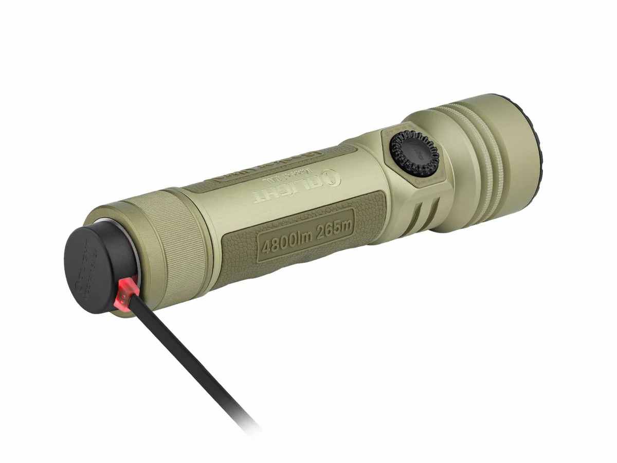 Olight Seeker Ultra EDC flashlight