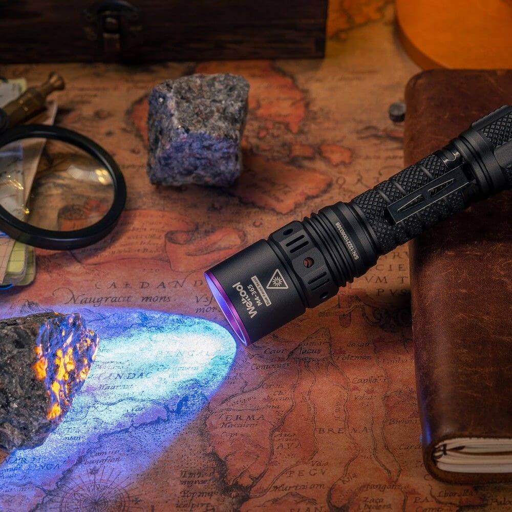 Weltool M4-365 "Blue-Faced Beast" UV Flashlight