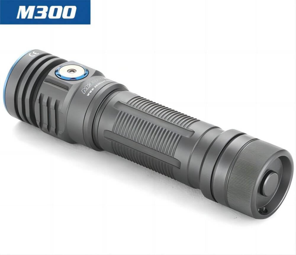 Skilhunt M300 V2 3000 Lumen USB Rechargeable LED Flashlight