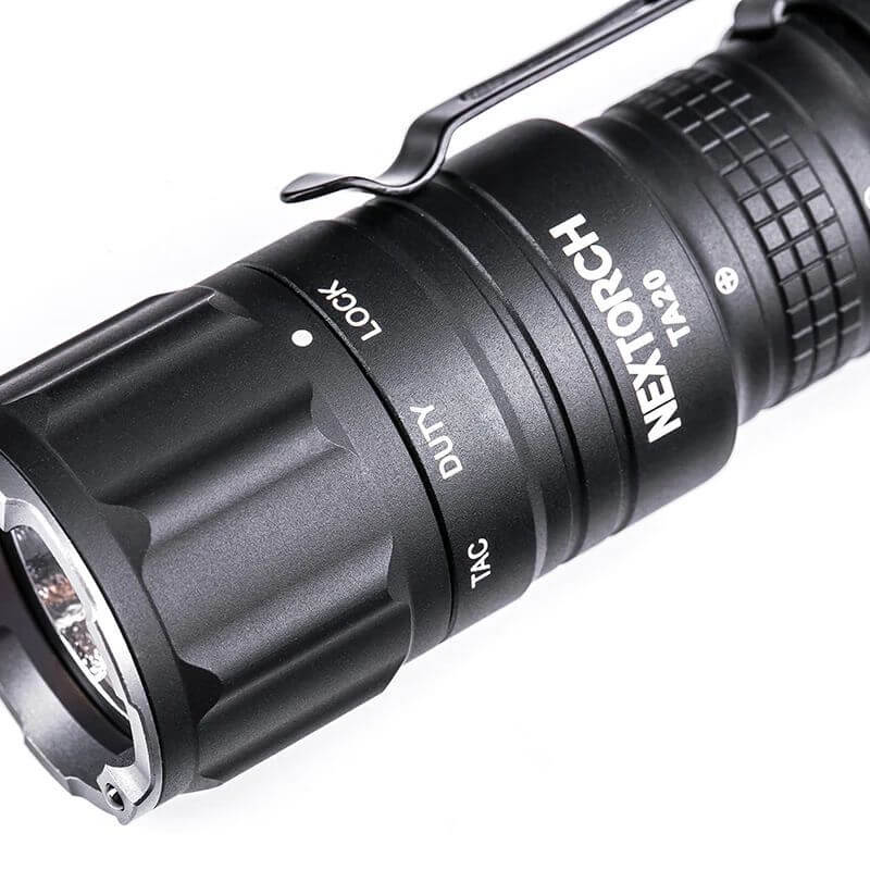 Lampe de poche LED TA20NC, 1 000 lumens (batterie incluse Lampe de poche LED TA20NC, 1 000 lumens (batterie incluse