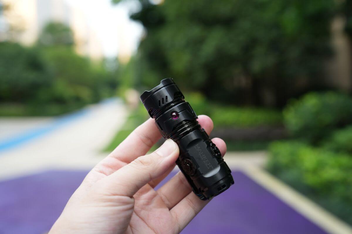 Mankerlight Timeback III EDC Flashlight – flashlightgo